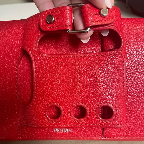 Perrin Le Cabriolet Hand Insert Red Clutch - Picture 2 of 11